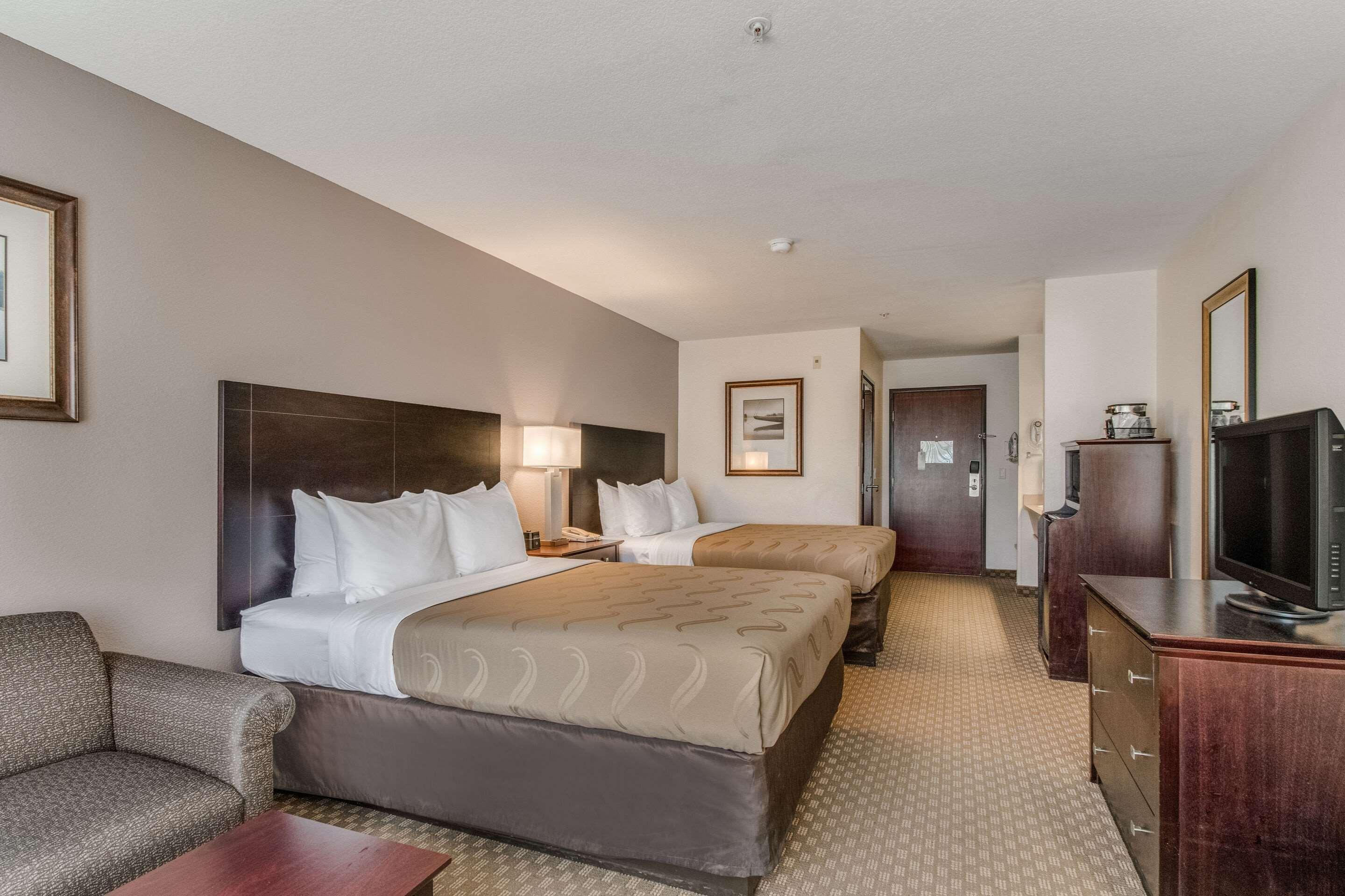 Quality Inn Грешем Экстерьер фото