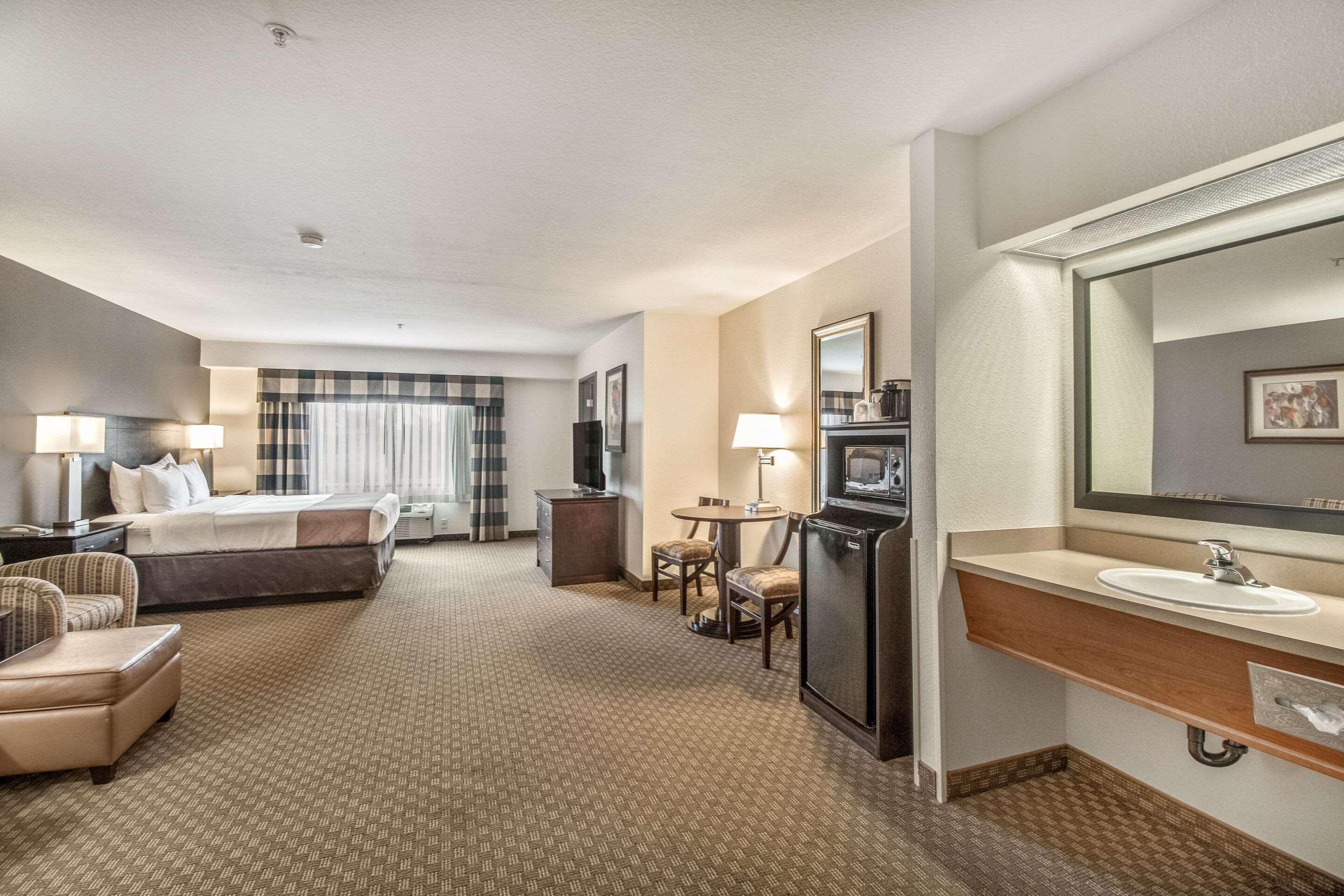 Quality Inn Грешем Экстерьер фото