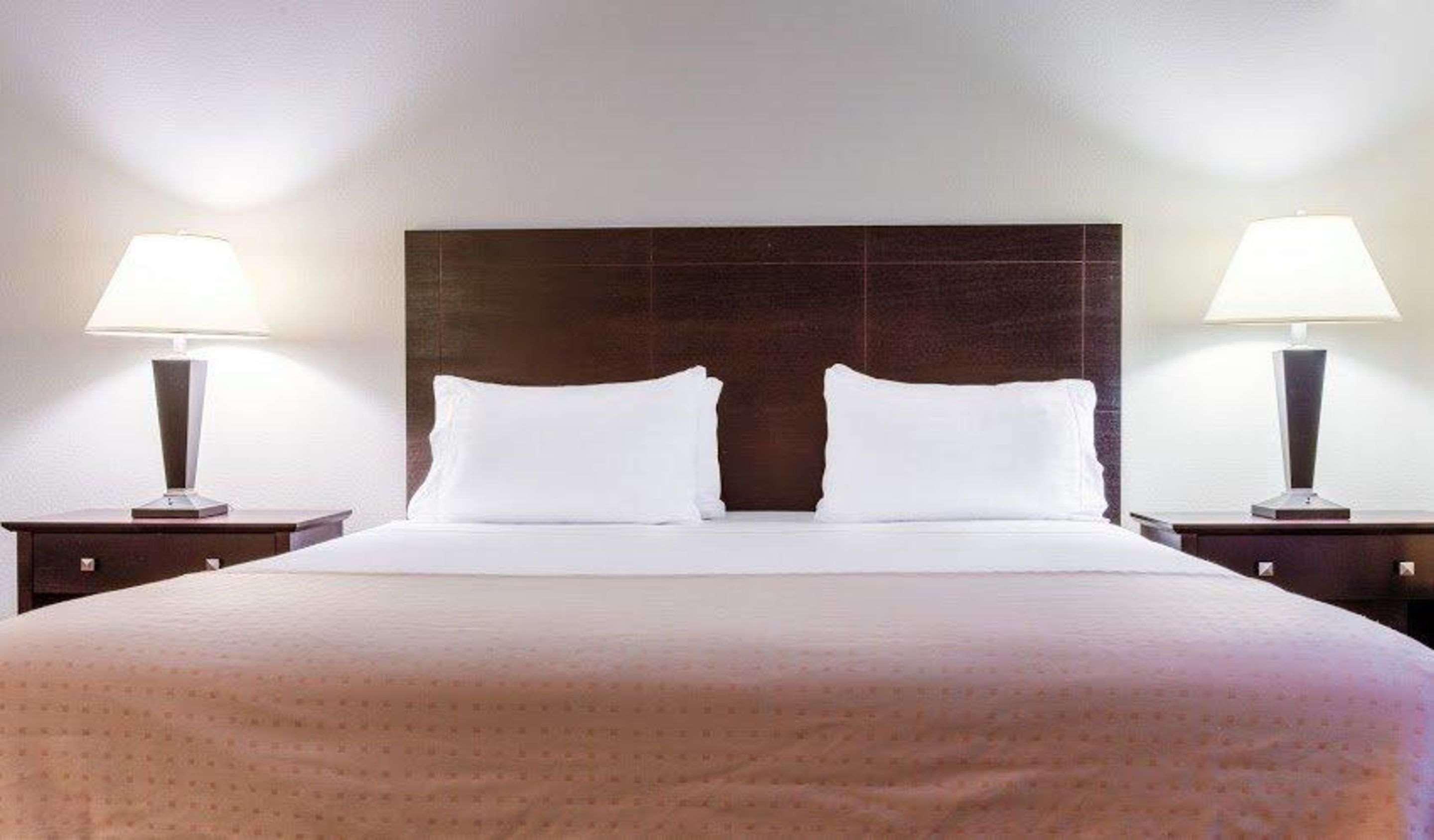 Quality Inn Грешем Экстерьер фото