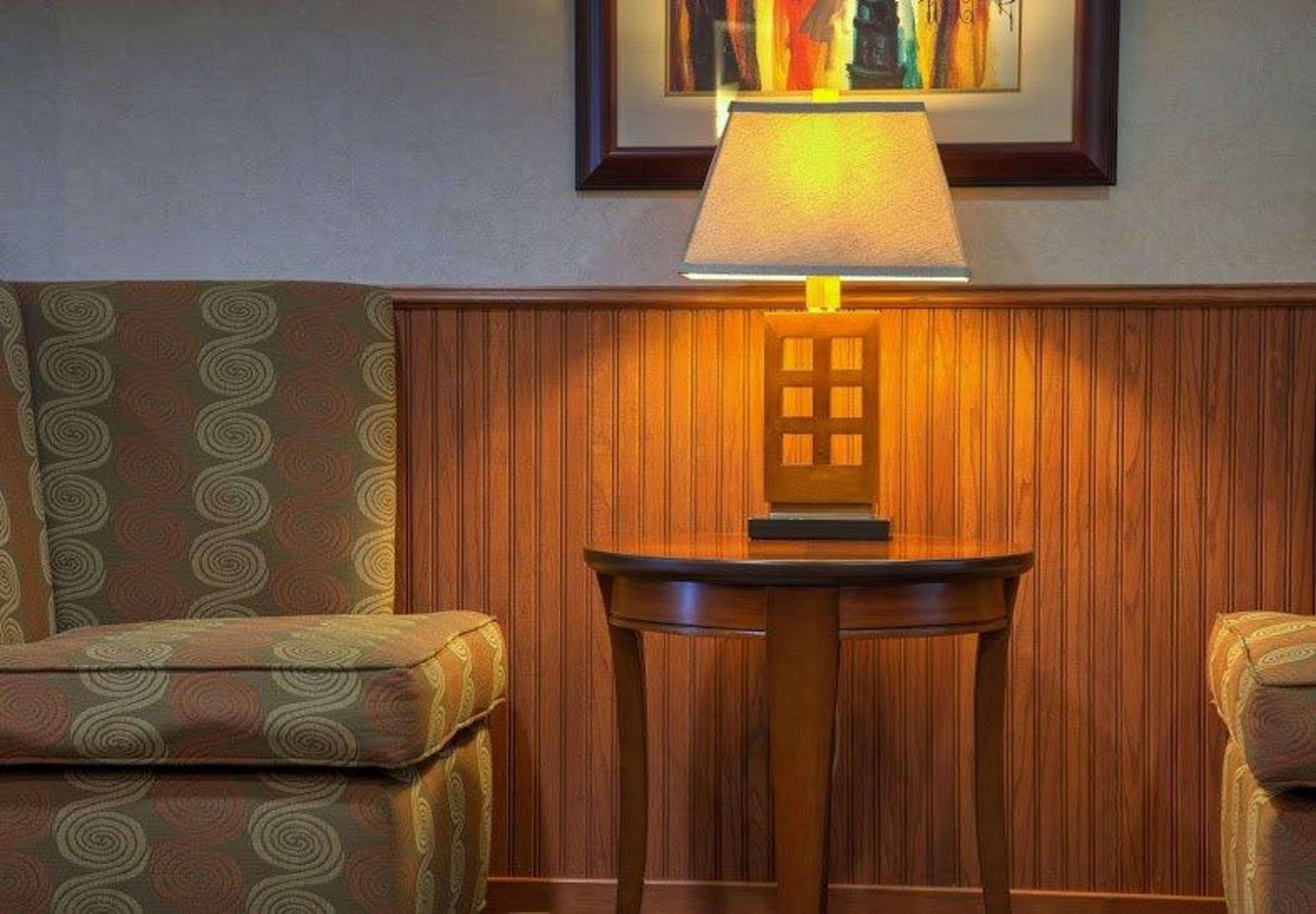 Quality Inn Грешем Экстерьер фото
