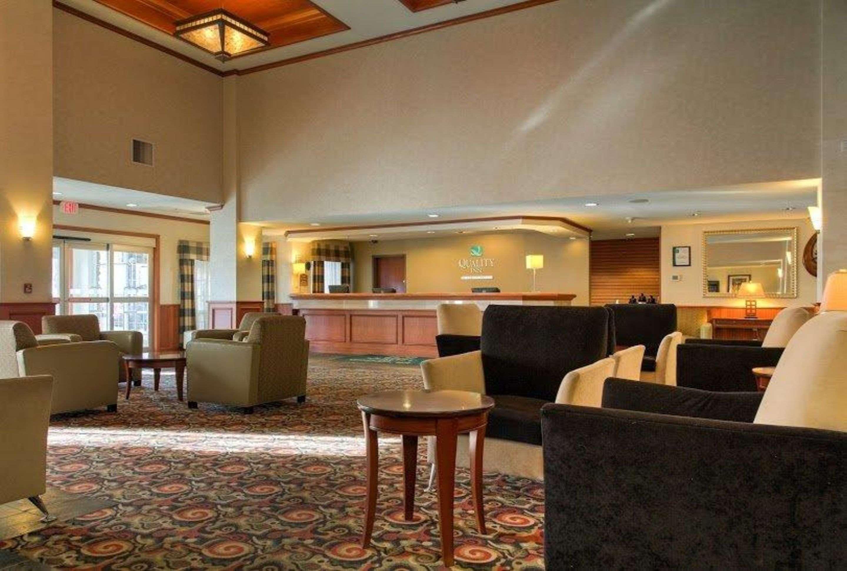 Quality Inn Грешем Экстерьер фото