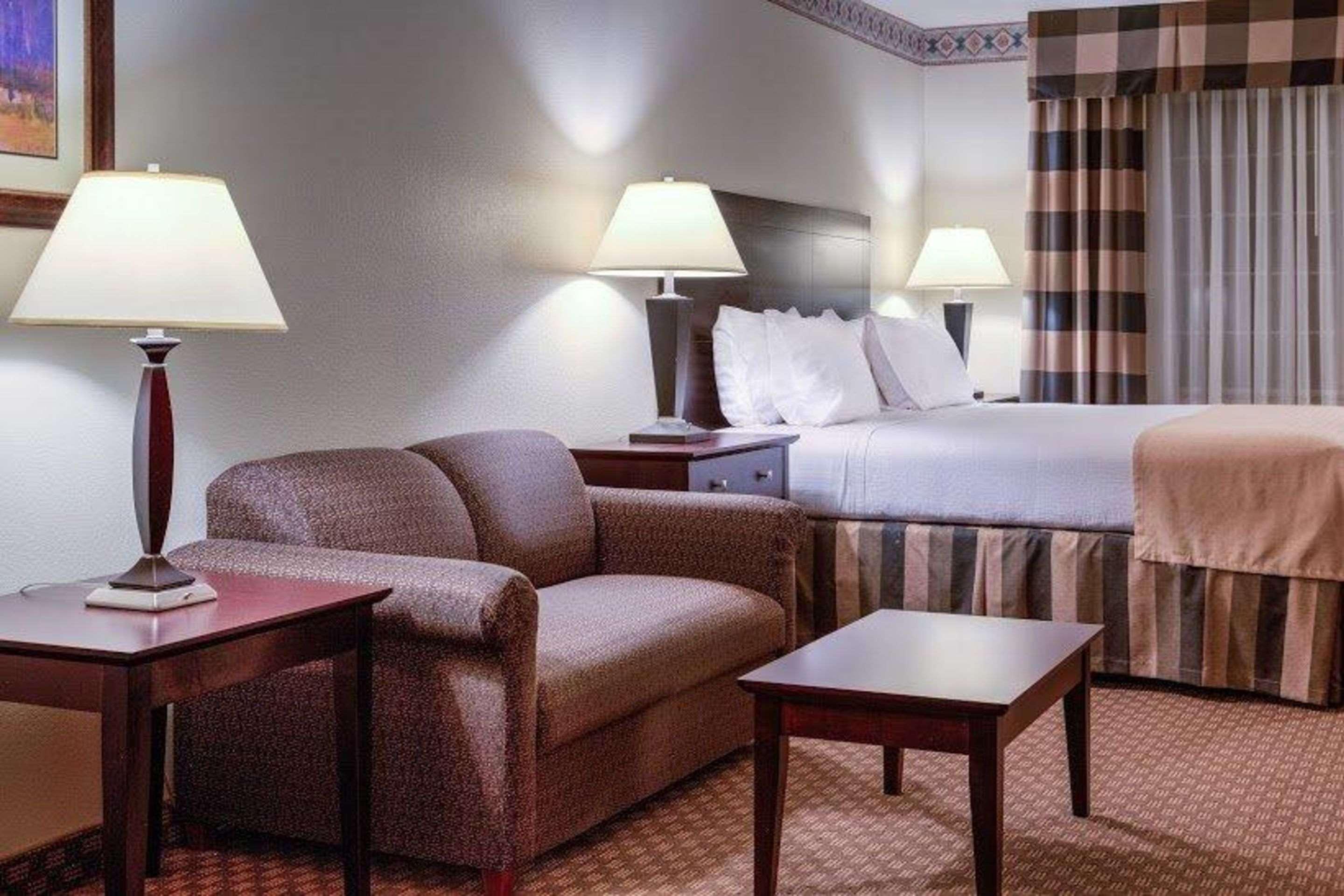 Quality Inn Грешем Экстерьер фото