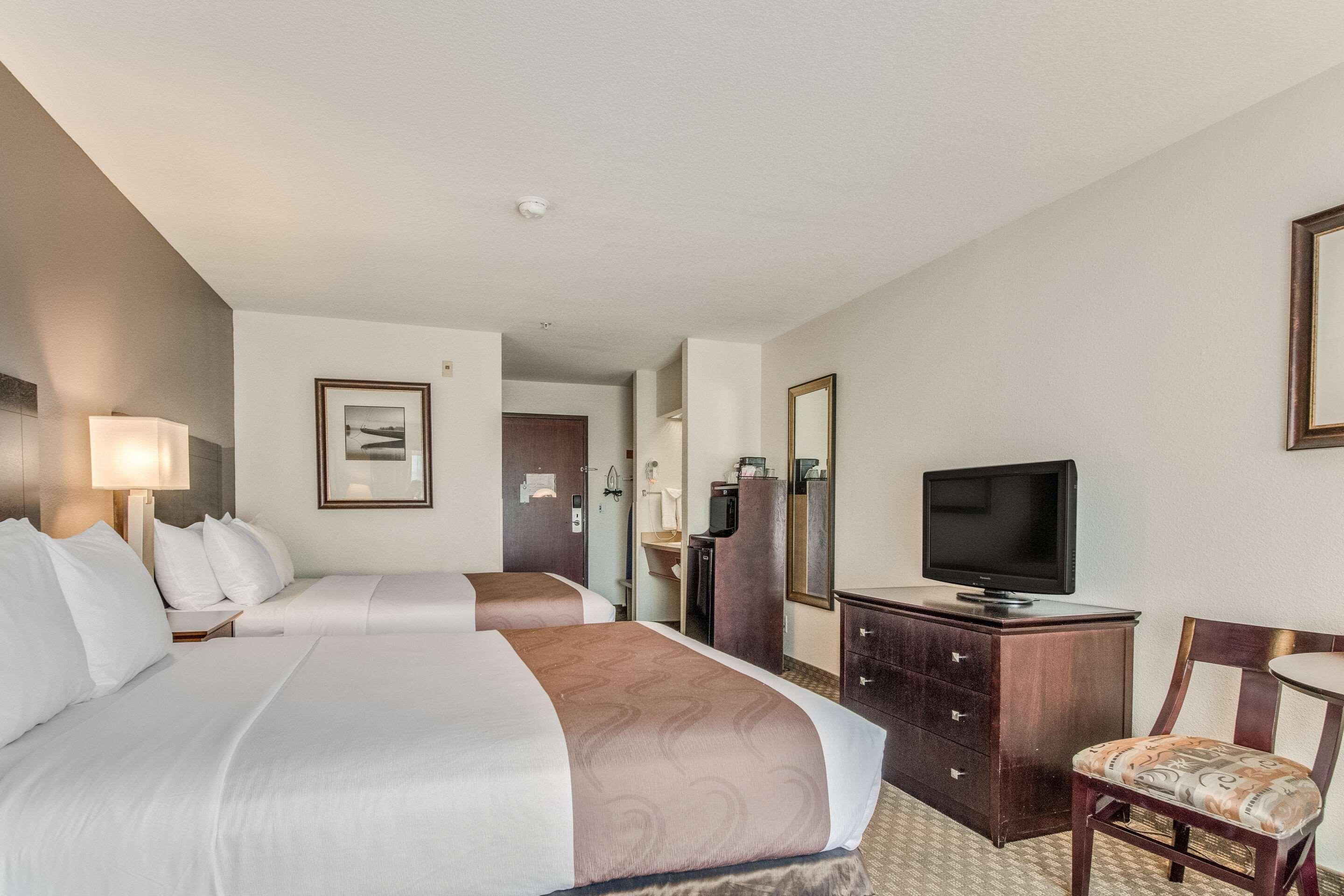 Quality Inn Грешем Экстерьер фото